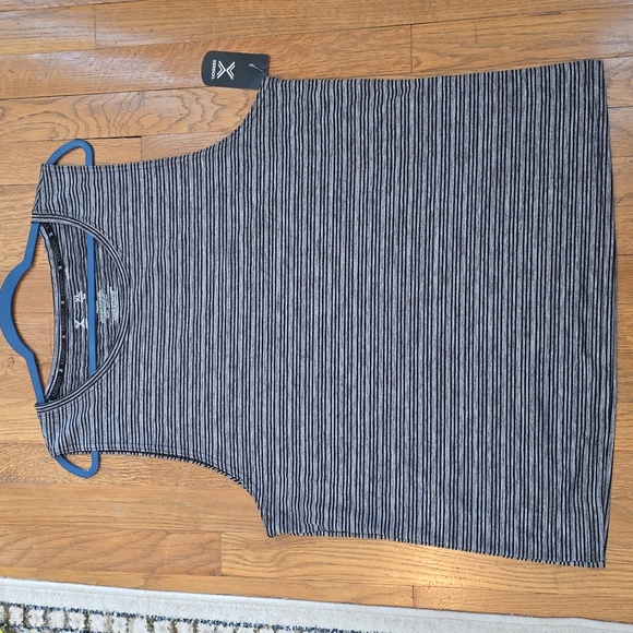 XERSION BRAND MENS BLACK AND GRAY STRIPED MUSCLE TEE SIZE XL - Picture 7 of 12
